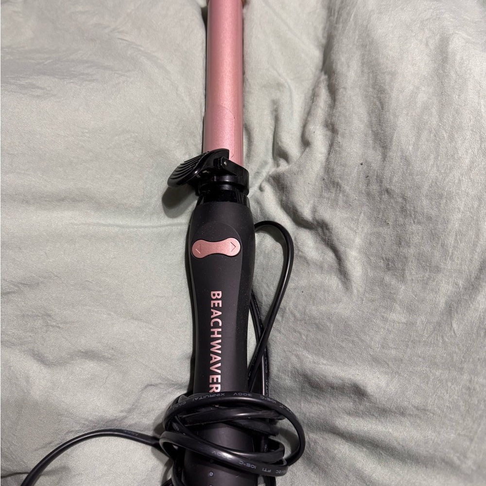 Beachwaver Pink Curling Iron